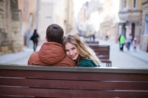 Pročitajte više o članku Zašto je Online Dating Budućnost Upoznavanja: 10 Prednosti koje Vas Mogu Iznenaditi