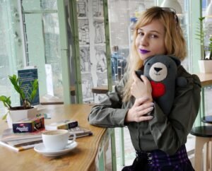 Pročitajte više o članku Dating HR: Pronađi ljubav! ❤️