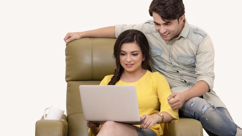 Dopisivanje: Kako početi s nepoznatom ženom?