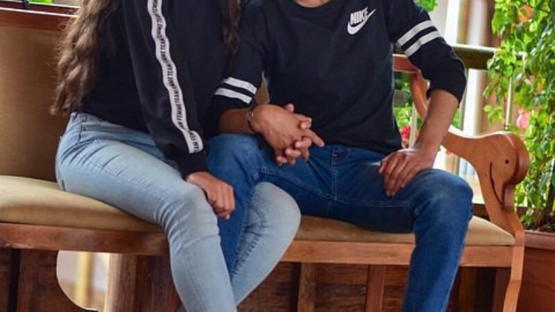 *   Upoznaj nove ljude: HR portali TOP