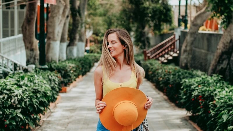 * Zrele žene oglasi: Pronađi svoju savršen par.