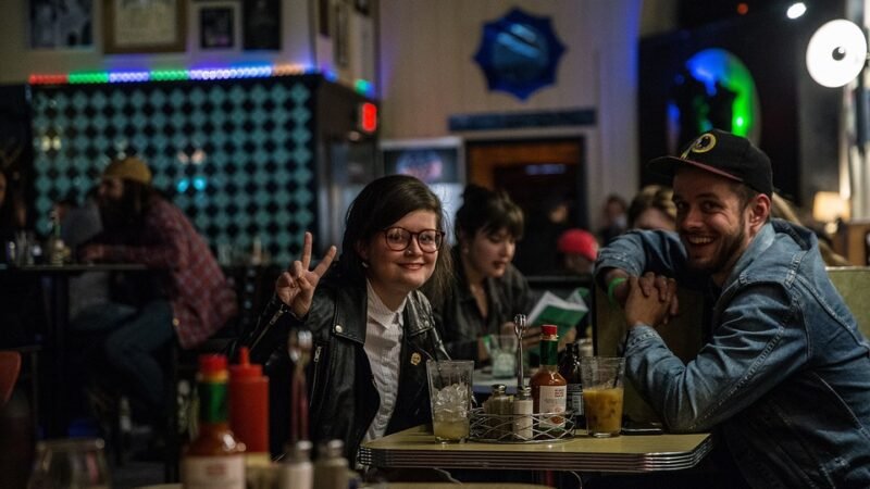 Ozbiljne veze i brak ovdje čekaju