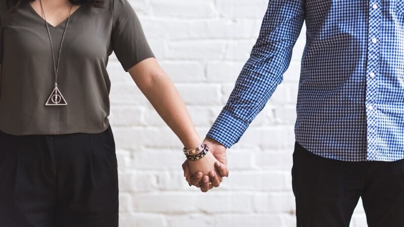 Sigurnost upoznavanja za vezu