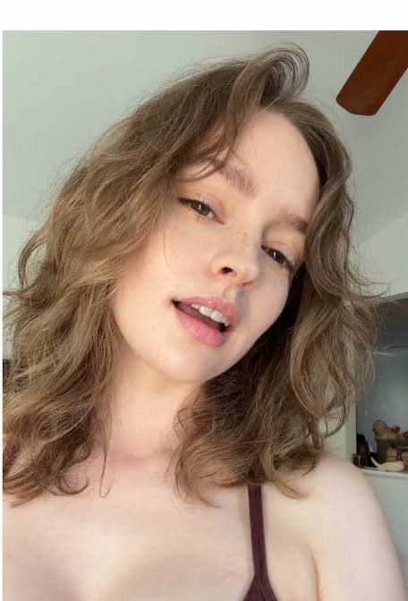 DO YOU LIKE ME A LOT? I AM VERY NICE, WET TIGHT PUSSY ALWAYS READY