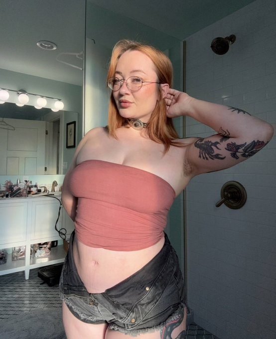 Žena traži muškarca za seksualni susret
